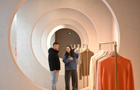 四赴米兰时装周 中国羊绒制品获欧洲市场认可